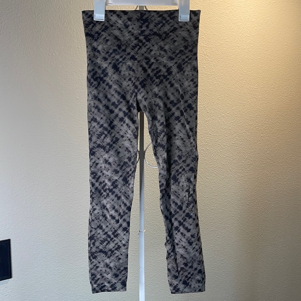 SPANX leggings SIZE XS/ TP  green / dark brown EUC